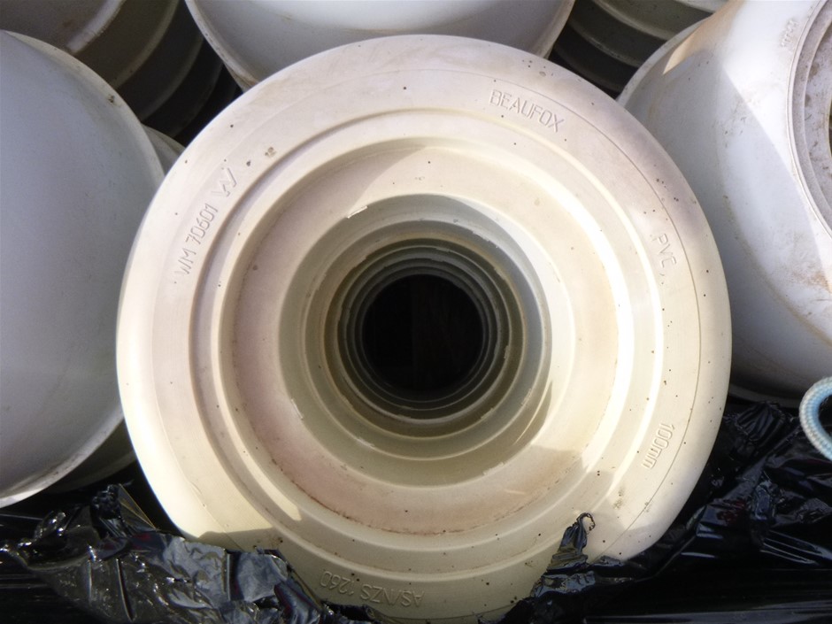 DYNAMIC POWER 16,000L/H Submersible Aquarium Pond Water Pump, 140W, 7.5m Li