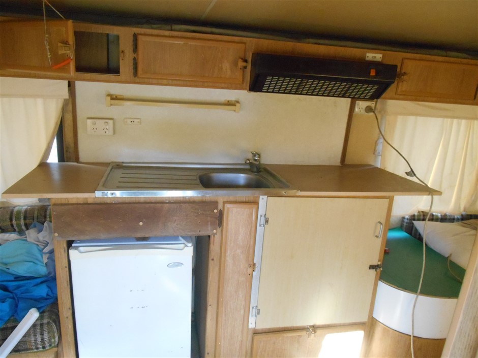 BOSCH Home & Garden 18V Cordless Lawn Mower Without Battery, Cutting Width: