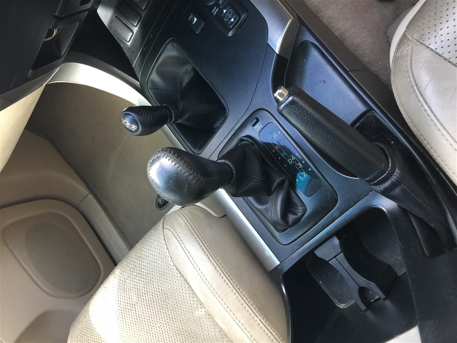 LUCKY BRAND Women's Cuff Bracelet, One Size, Silver, JWEL3467.  Buyers Note