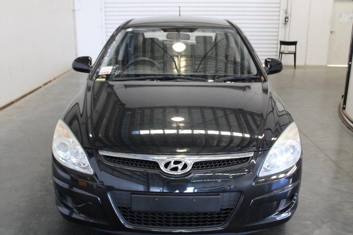 Duchesse De Paris Brut Blanc De Blancs NV (6x 750mL), France.