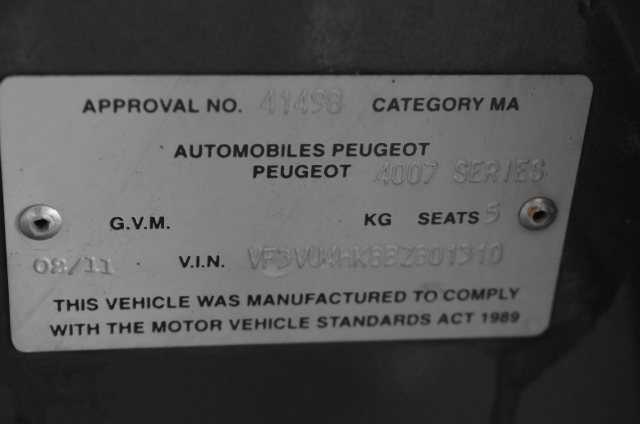 Lindeman's Early Harvest Crisp Chardonnay (6x 750mL).