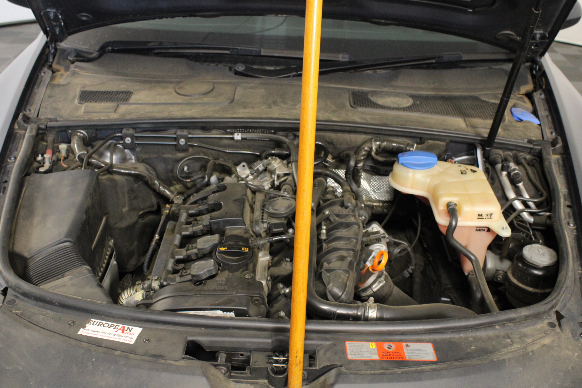 Lindeman's Bin 85 Pinot Grigio (6x 750mL). SEA.