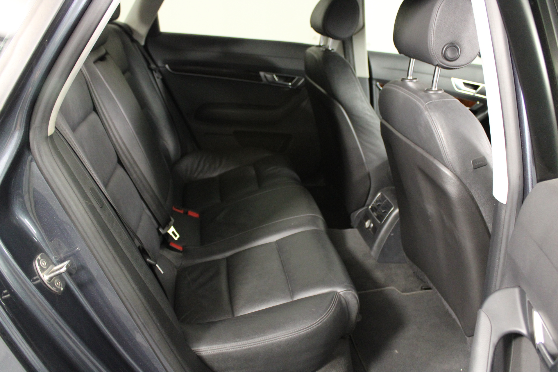 Wolf Blass Red Label Cabernet Merlot (6x 750mL).