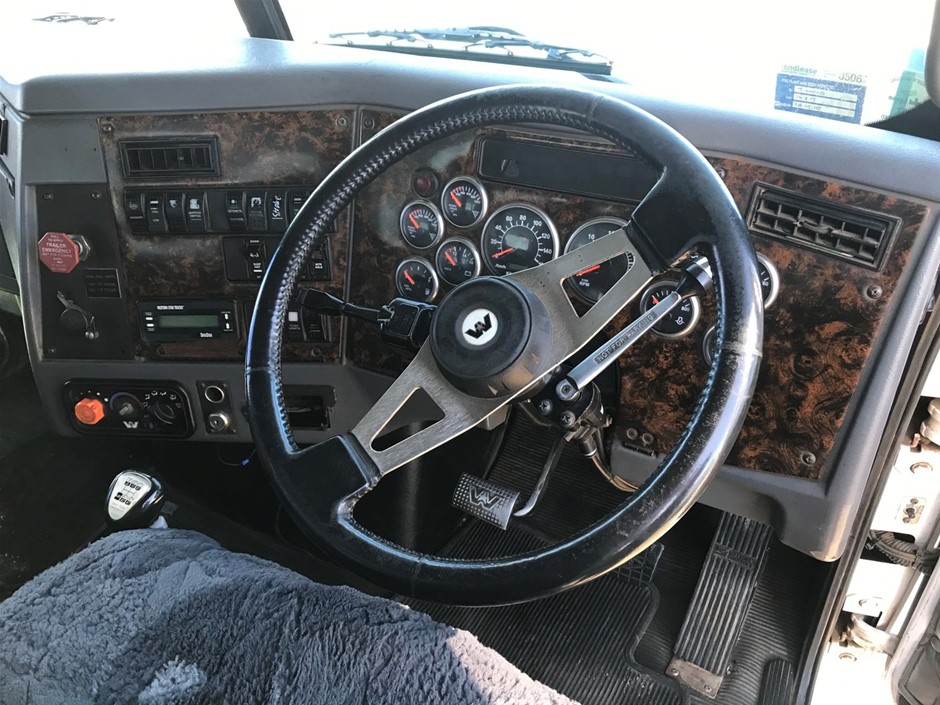 Oxford Landing Pinot Grigio (6x 750mL), SA.