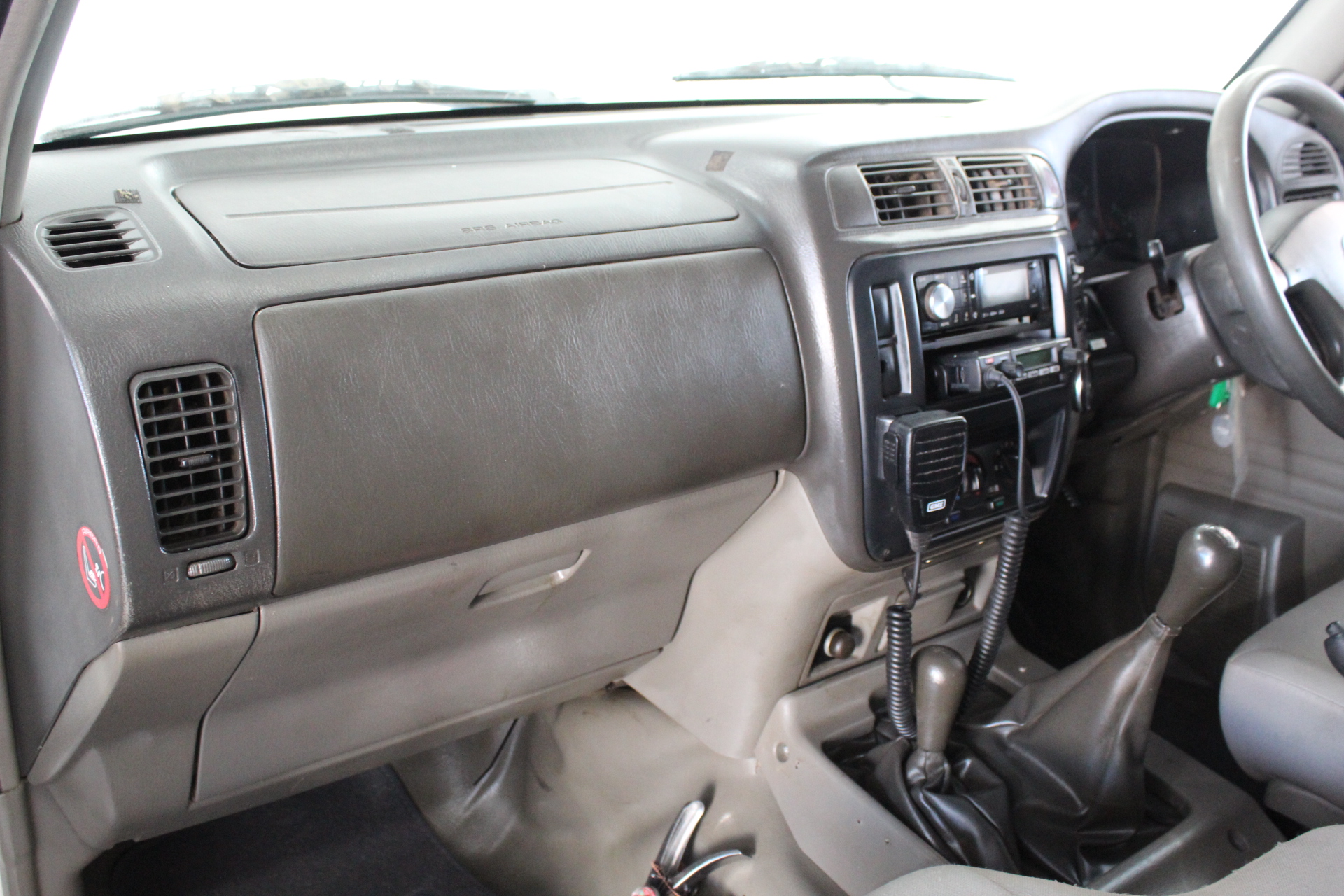 1966 Australia Silver Queen Elizabeth coin & 0.10 Xag silver bar x 4