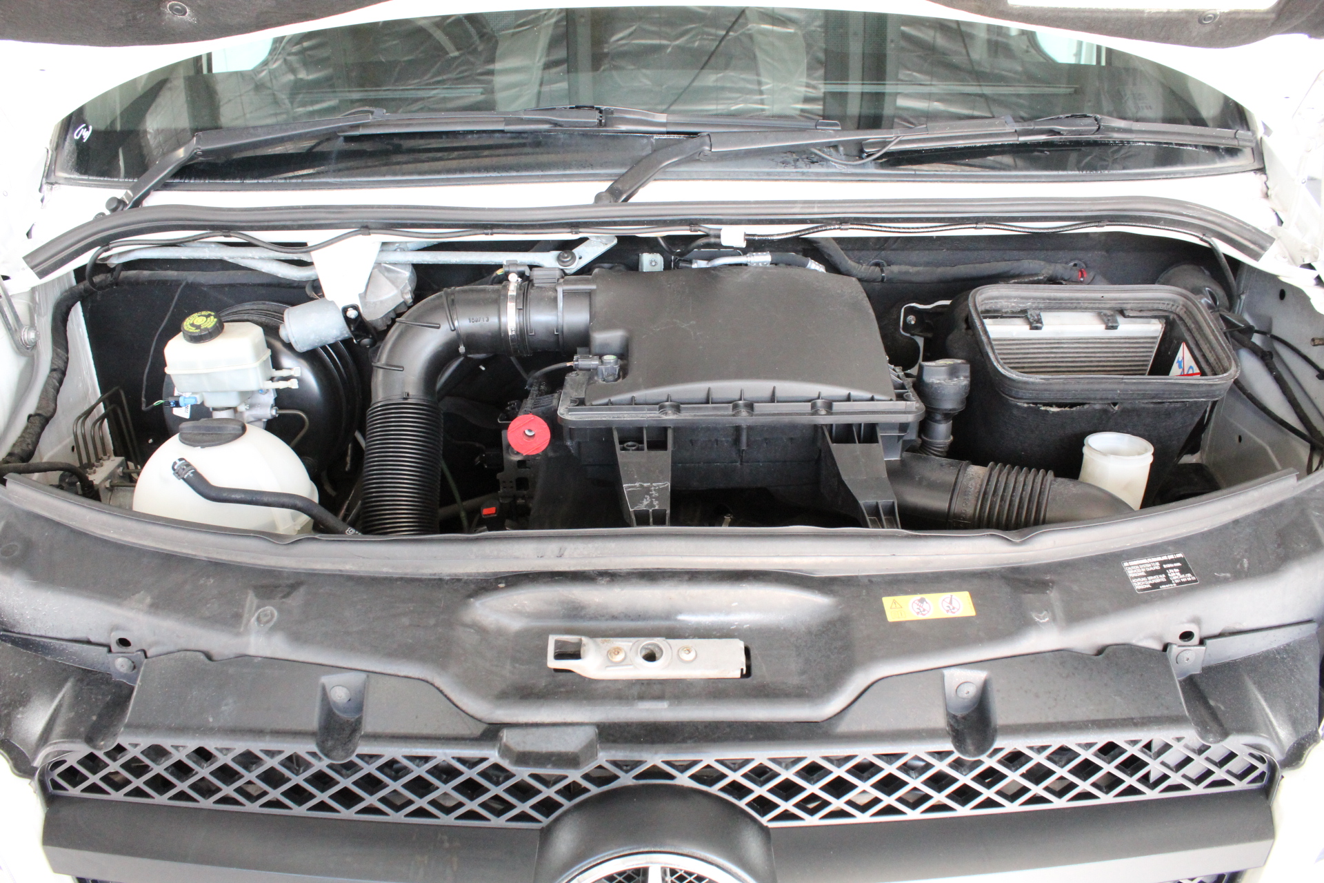 5 Carat round 5 white diamond each CVD Uncertified