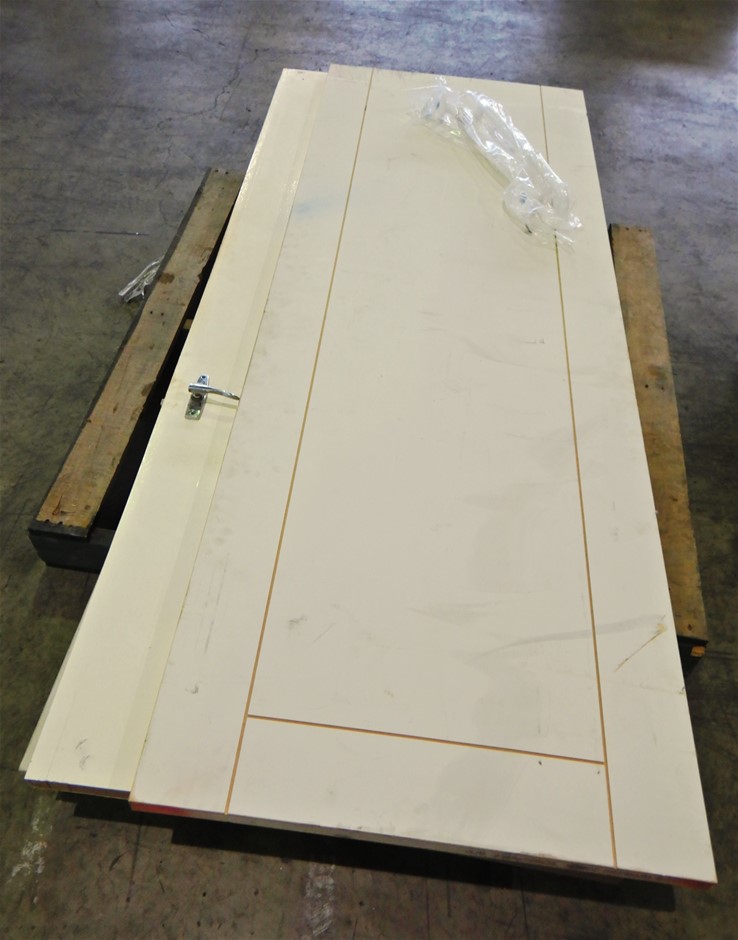 Men's Rectangle Luxury Wrist Watch Quartz Sports Luminous Quartz Watch