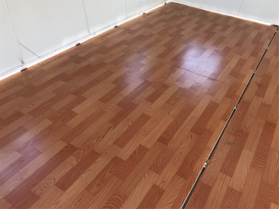 Waterproof  Watch Barrel Shaped Transparent Red Color Quartz Watch Popular