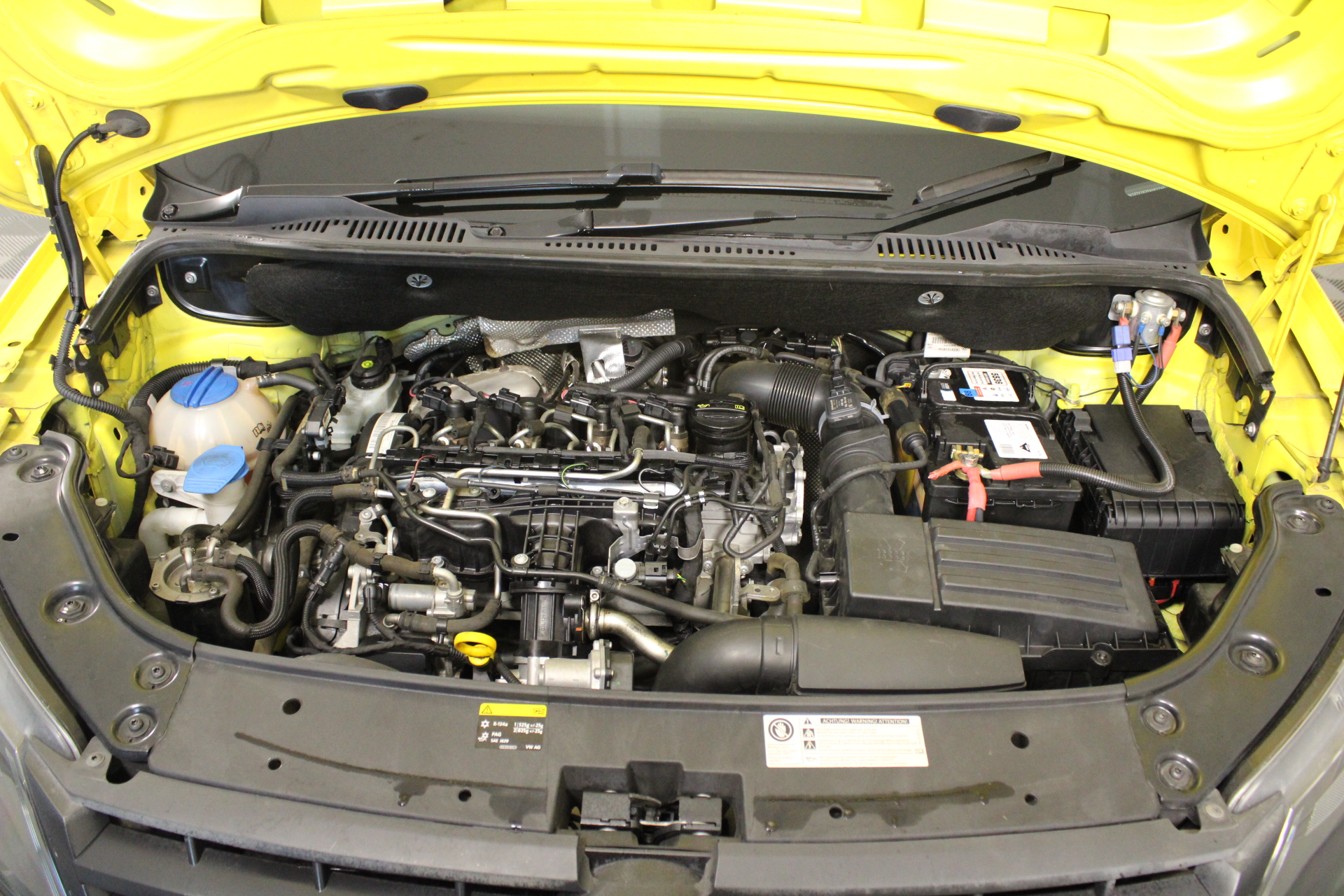 Waterproof  Watch Barrel Shaped Transparent Quartz Watch Popular