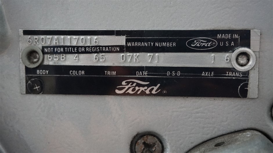 Jules Roy Pinot Noir 2024 (6x 750mL), France.