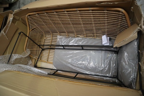 Upside Down Prosecco NV (6x 750mL).