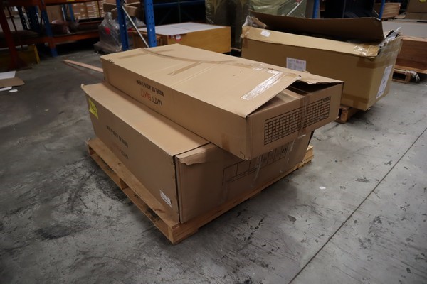 Wolf Blass Red Label Cabernet Merlot (6x 750mL).