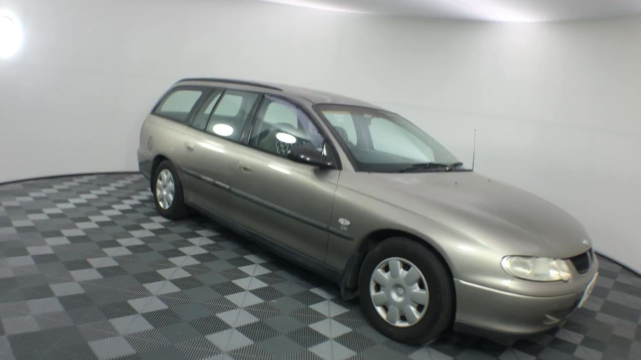 SHARK HandVac Cordless Handheld Vacuum Cleaner [CH950] Model for Pet Owner,