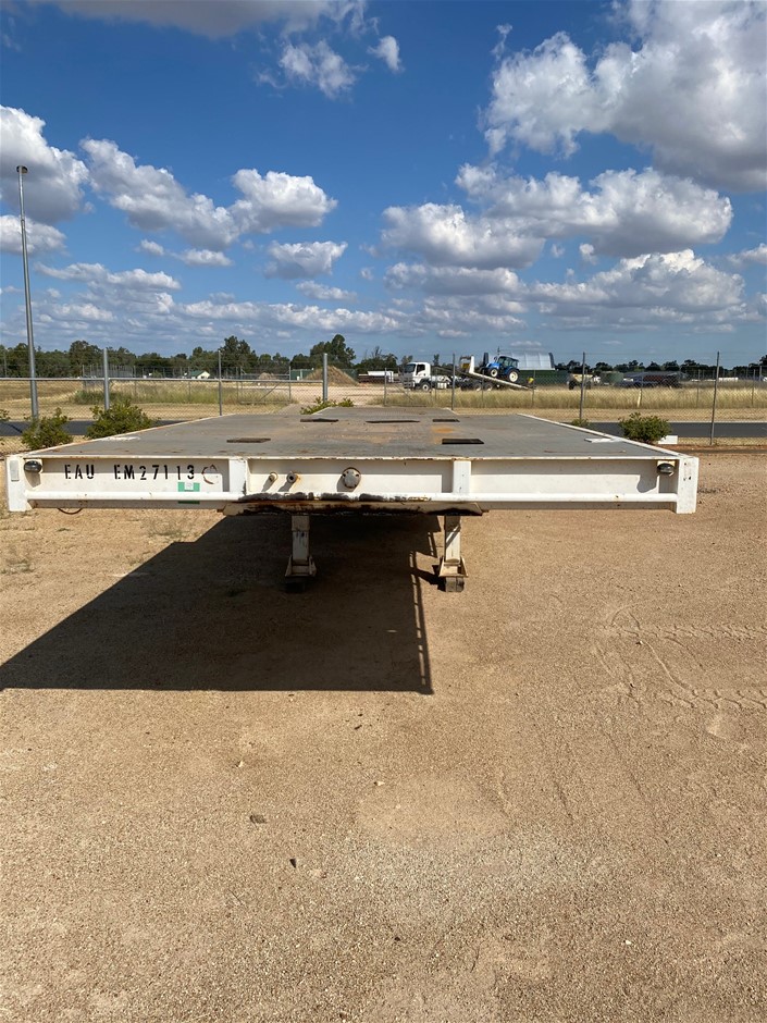 Garden Gnomes 5pc set, hand painted terracotta, 30cm high Brand NEW