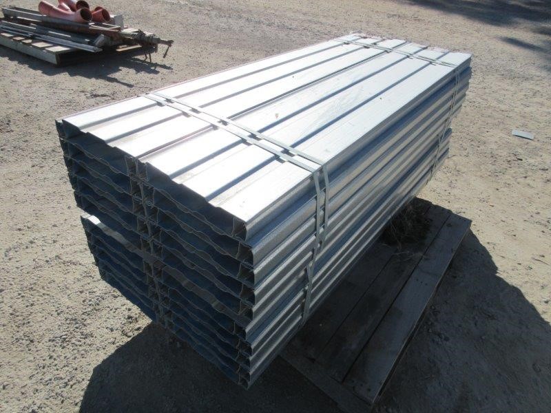 2022 Queen Elizabeth Platinum Jubilee Gold plated Medallion