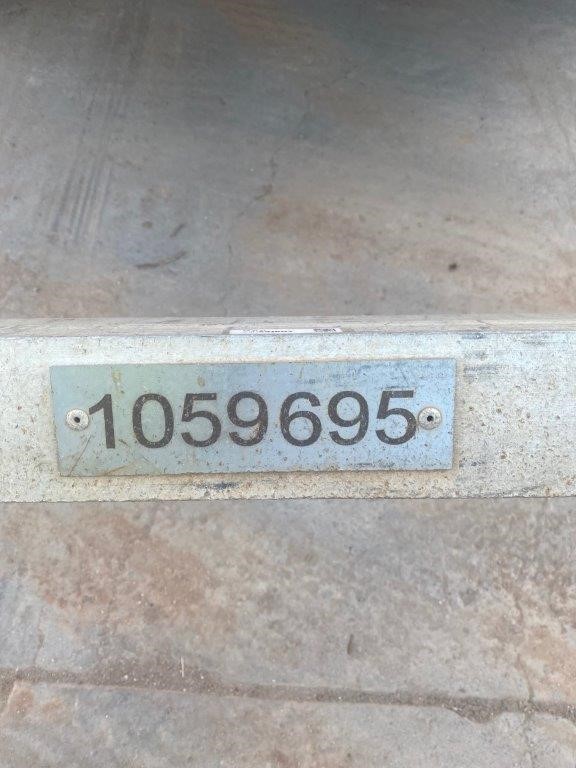 1/100 Scottdale gold bar unc