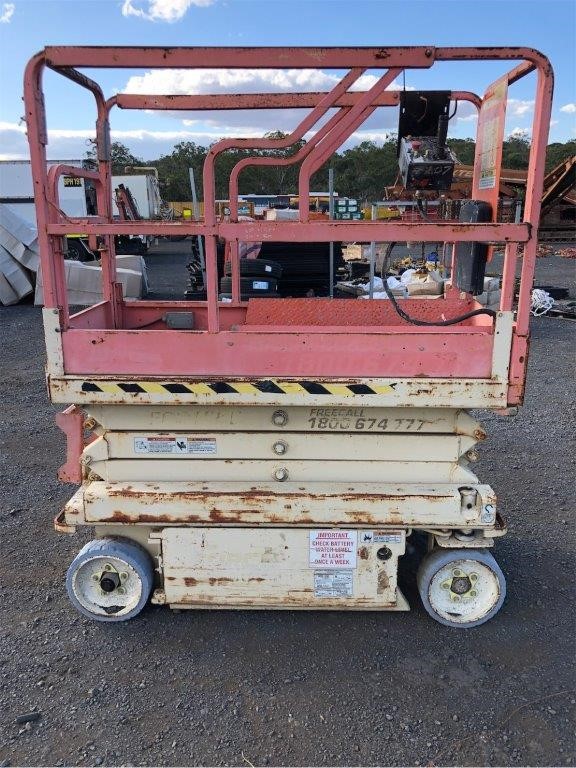 6.22 Carats Red Rhodolite Garnet