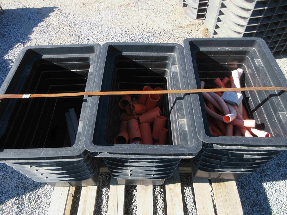 0.20 TCW yellow round various diamonds