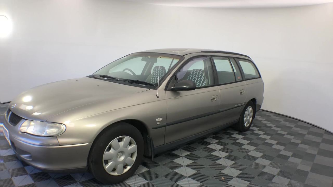 De Bortoli King Valley Prosecco (6 x 750mL), King Valley, VIC.