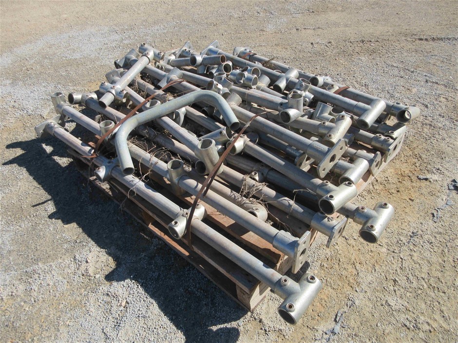 Rawson's Retreat Cabernet Sauvignon (6x 750mL).