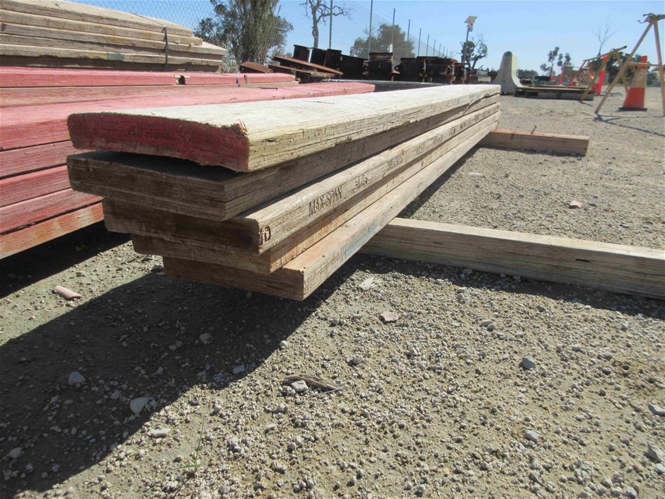 Redbank Emily Brut Cuvee NV (6x 750mL) King Valley, VIC.