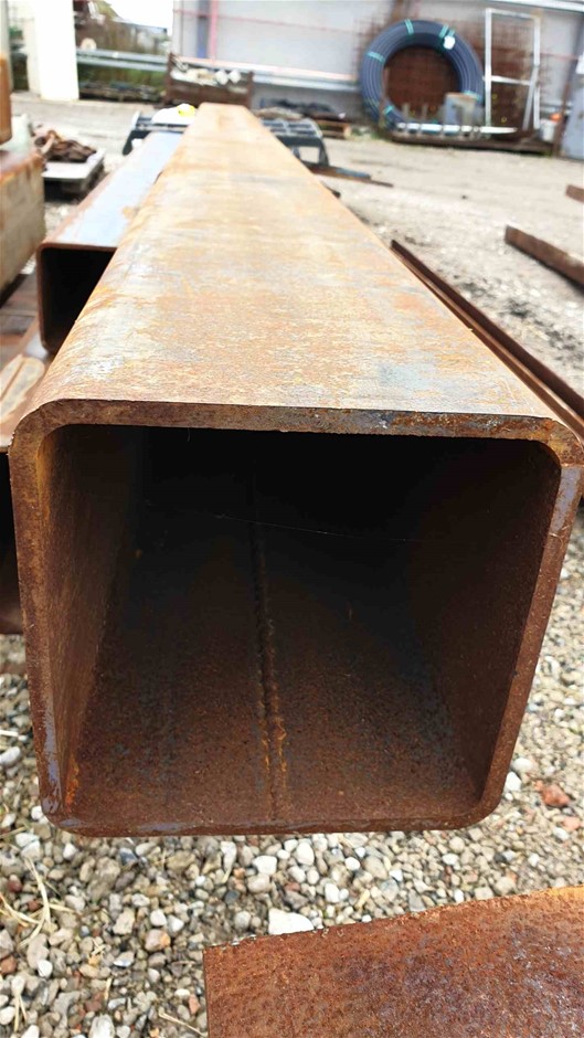 Designer Simulated Diamond Teardrop Pendant Necklace in Silver