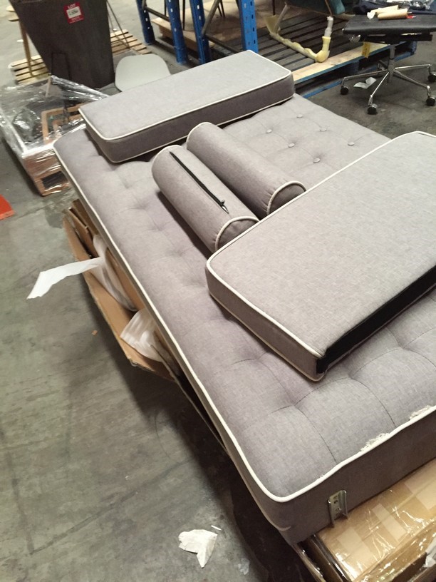 Rawson's Retreat Cabernet Sauvignon (6x 750mL).