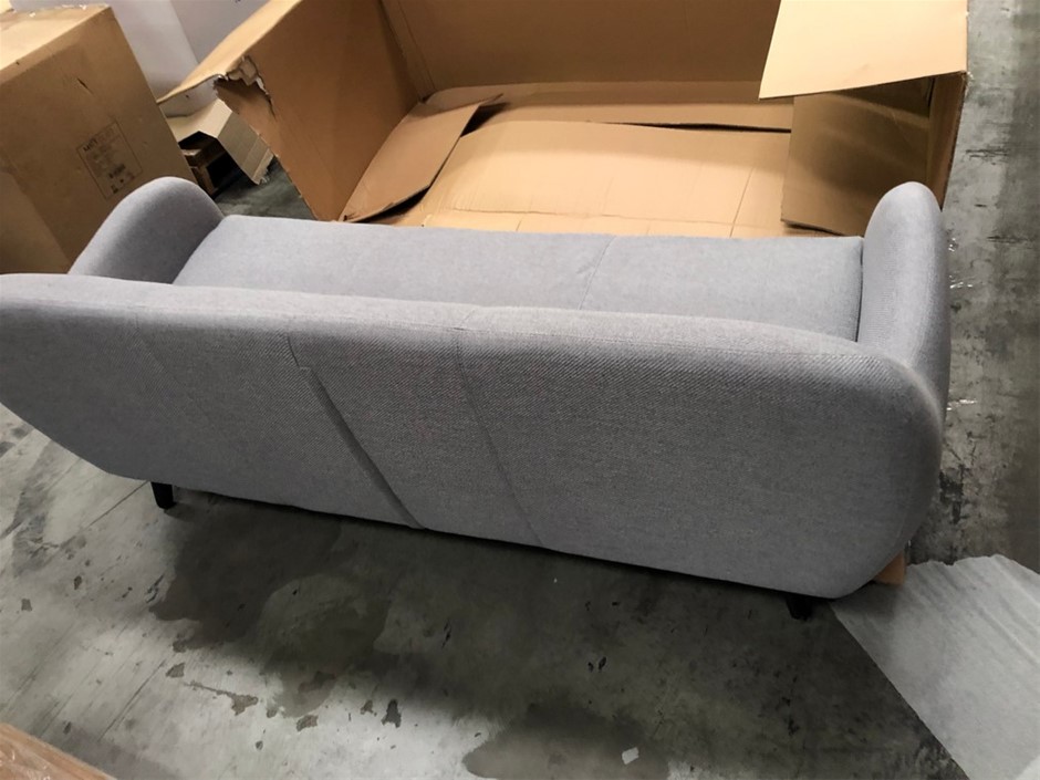 St Huberts The Stag Chardonnay (6x 750mL).