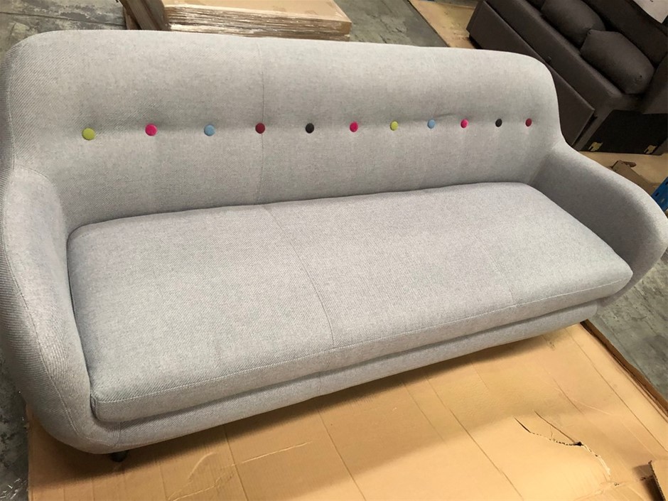 St Huberts The Stag Pinot Grigio (6x 750mL).