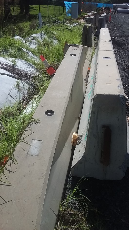 Quantity of 50 Galvanised Temporary Fence Panels(Unused)