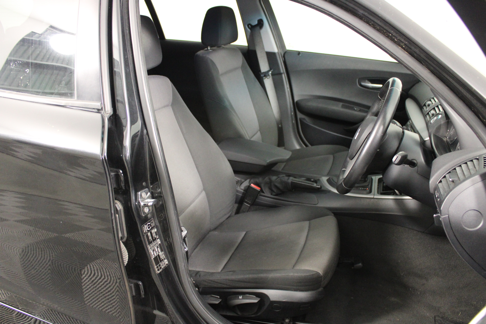 ARIETE Corded Stick Vacuum Cleaner, Red.