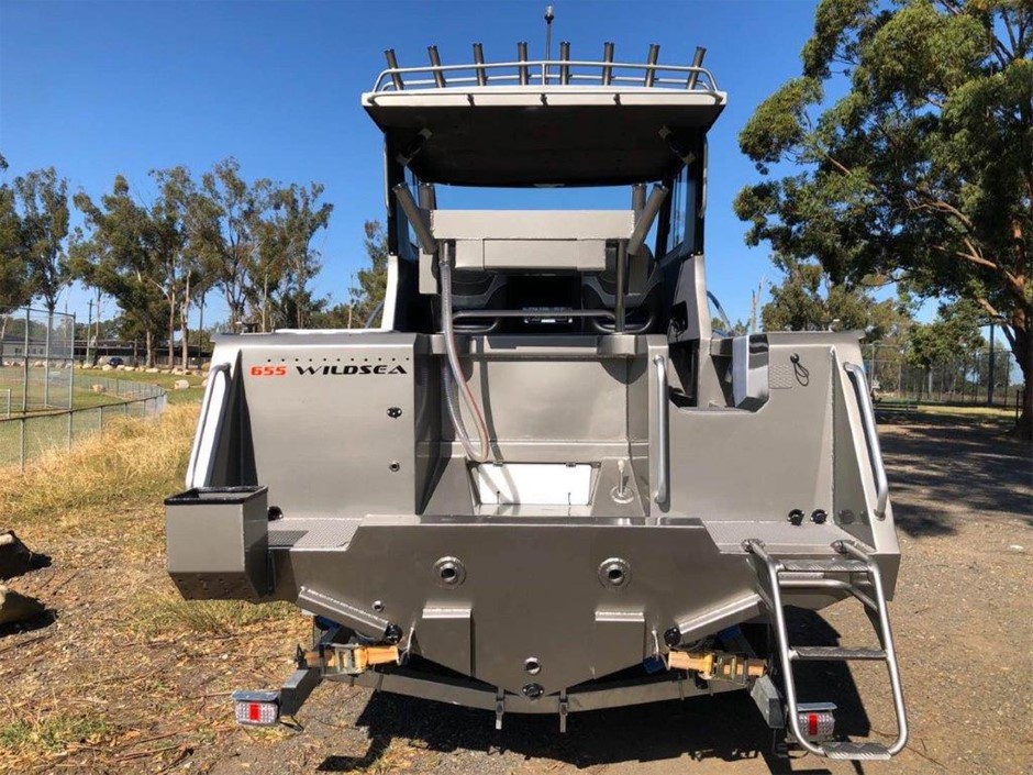 8-9mm Peacock Blue Potato Shape Pearl with Platinum Plated Bracelet