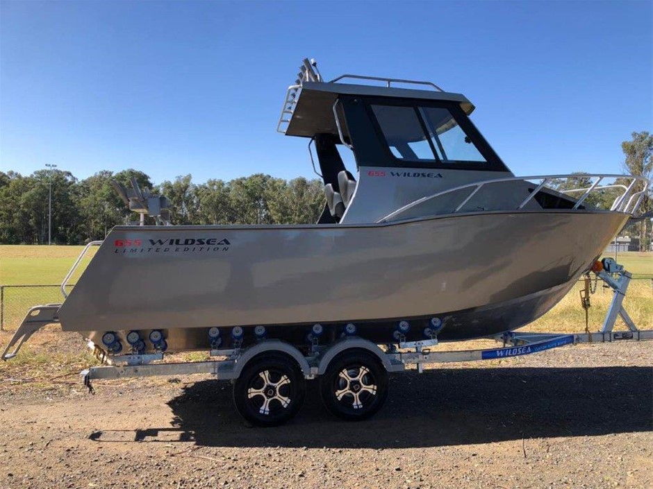 7-8mm Black Potato Shape Pearl with Platinum Plated Bracelet