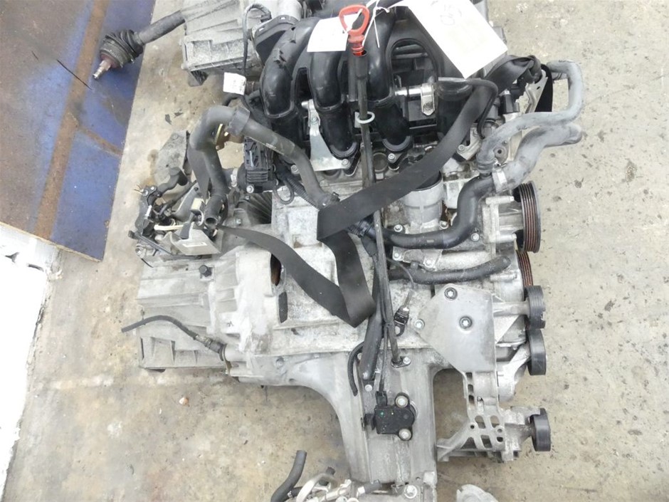 Swatch Gordon Grey Dial Black Silicon Analogue Men's Watch SUSA401. NB: nee