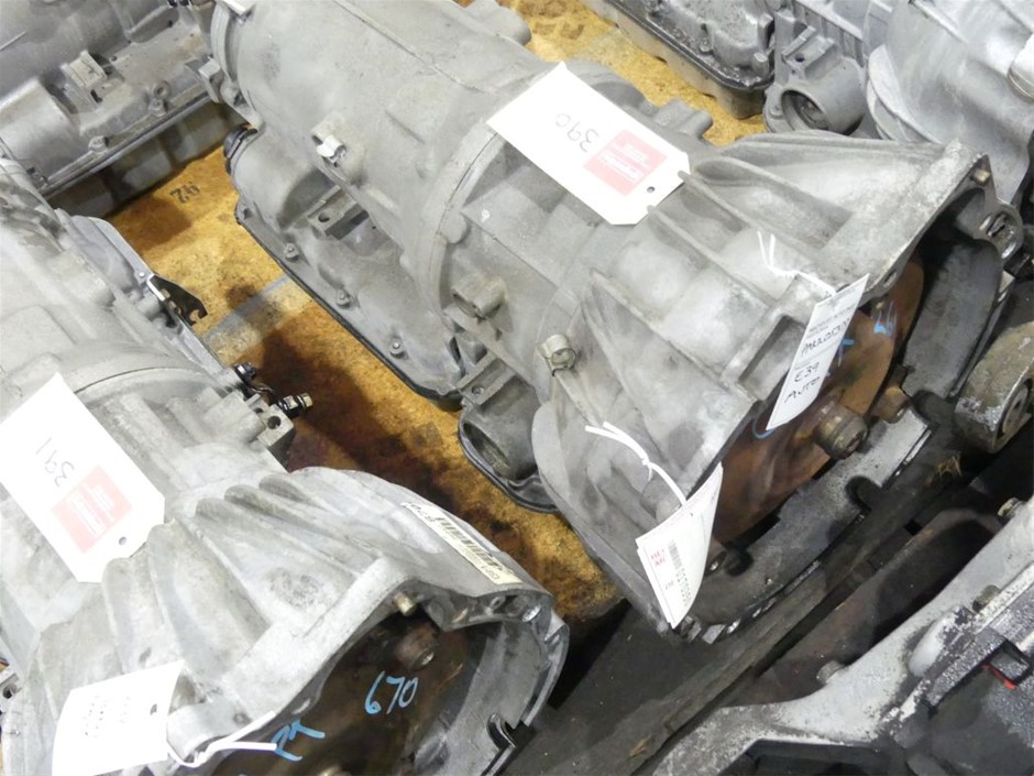 Wolf Blass Red Label Shiraz (6x 750mL), SEA.