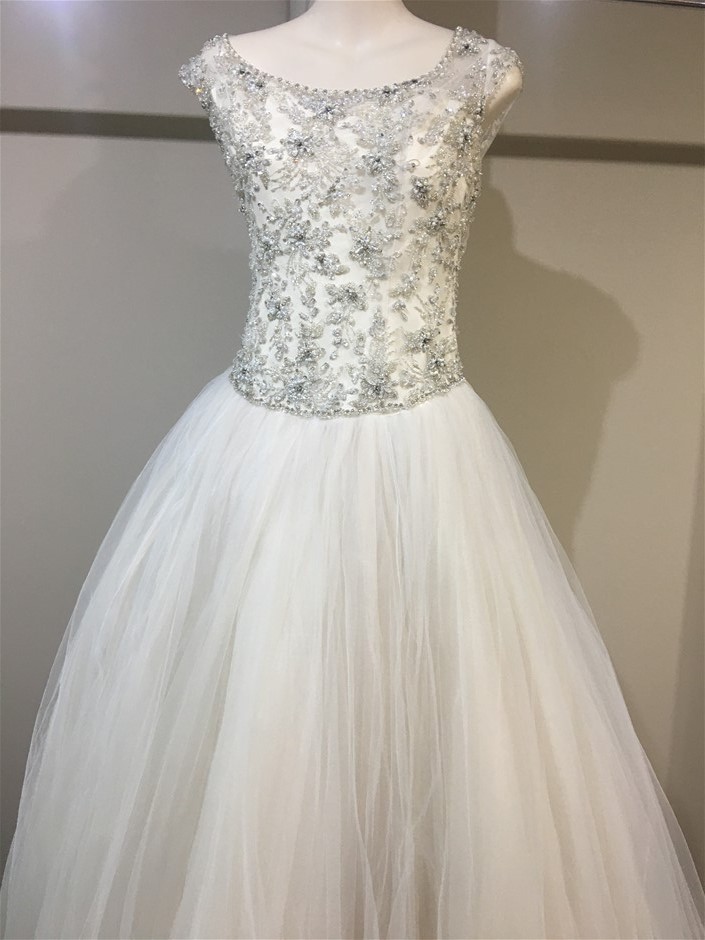 1/100 Scottdale gold bar x 2, 1g Valcumbi bar x 2 & 1g Silver Bar x 2