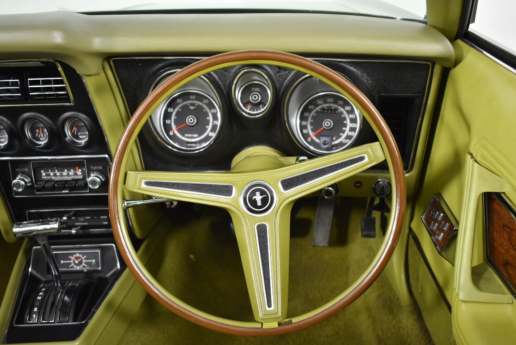 Pierre Delize Blanc De Blancs Brut NV (6x 750mL), France.