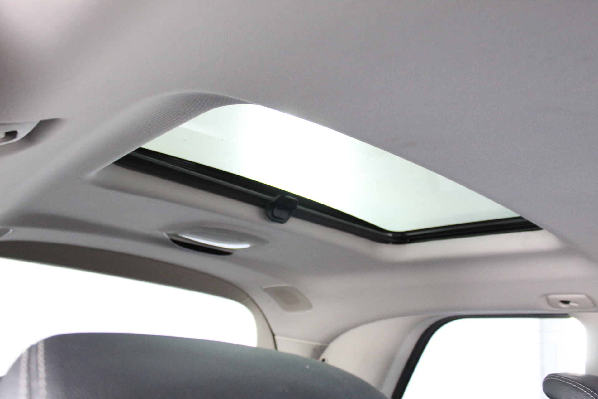 St Huberts The Stag Pinot Grigio (6x 750mL).