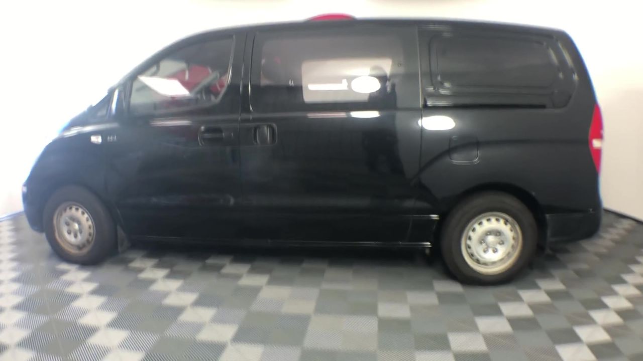 18K White Gold -Filled Clustered Chain Necklace Simulated Diamonds - 60.9cm