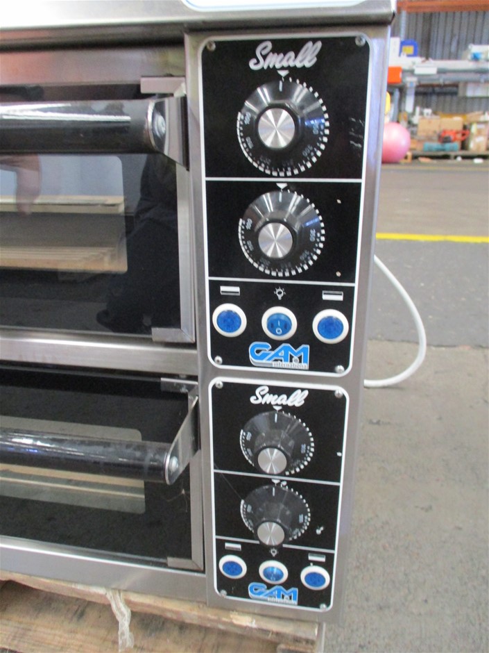 Classic Rose Gold Plated Plain Heart Locket