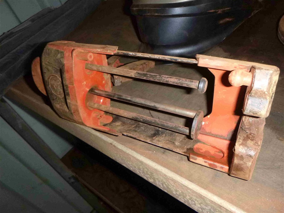 Rhodium Plated Men's Band Ring (4mm) - US Size 10