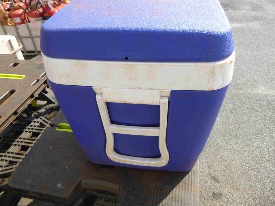 9 x Bulk Pack of Simulated Pearl, Diamond and Plain Earrings