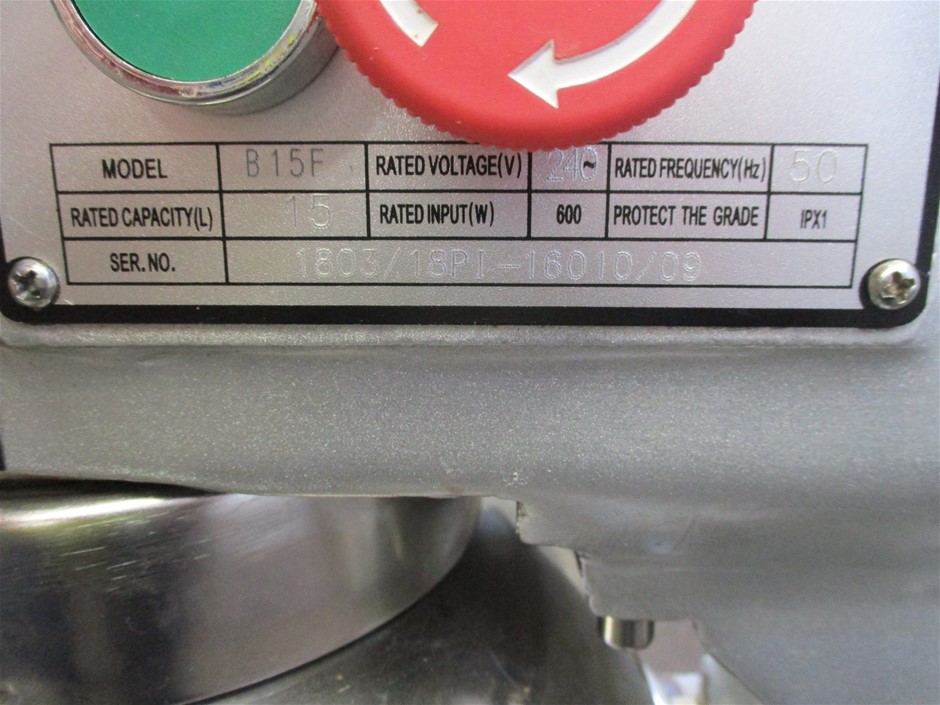 Designer Vegas Locket Necklace in Silver