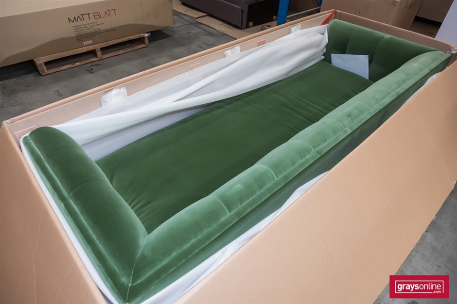 KIRKLAND SIGNATURES Black Crystal Smoke Grey Polarized Sunglasses.  Buyers