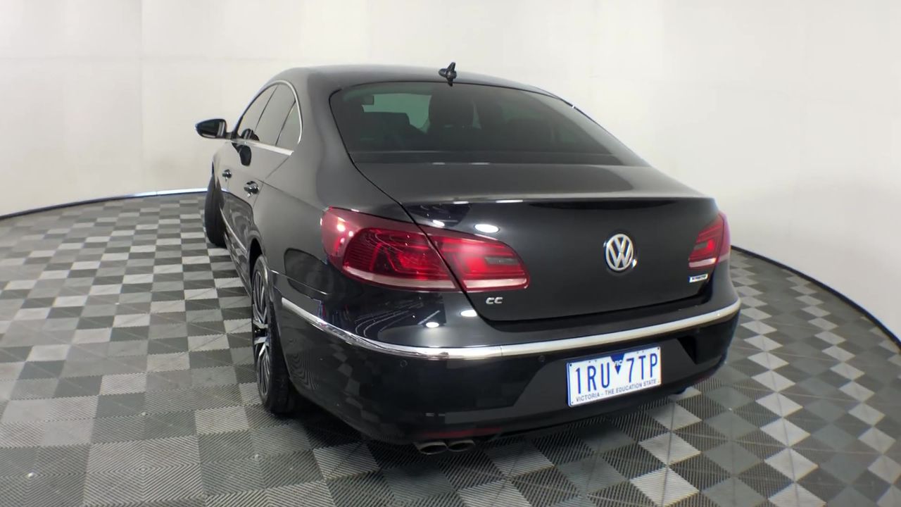 2023 $2 Matilda Light Green Coloured two dollar FIFA Soccer Coin Queen New