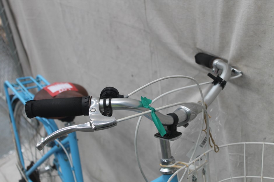 Mixed Subwoofers And Speaker Units