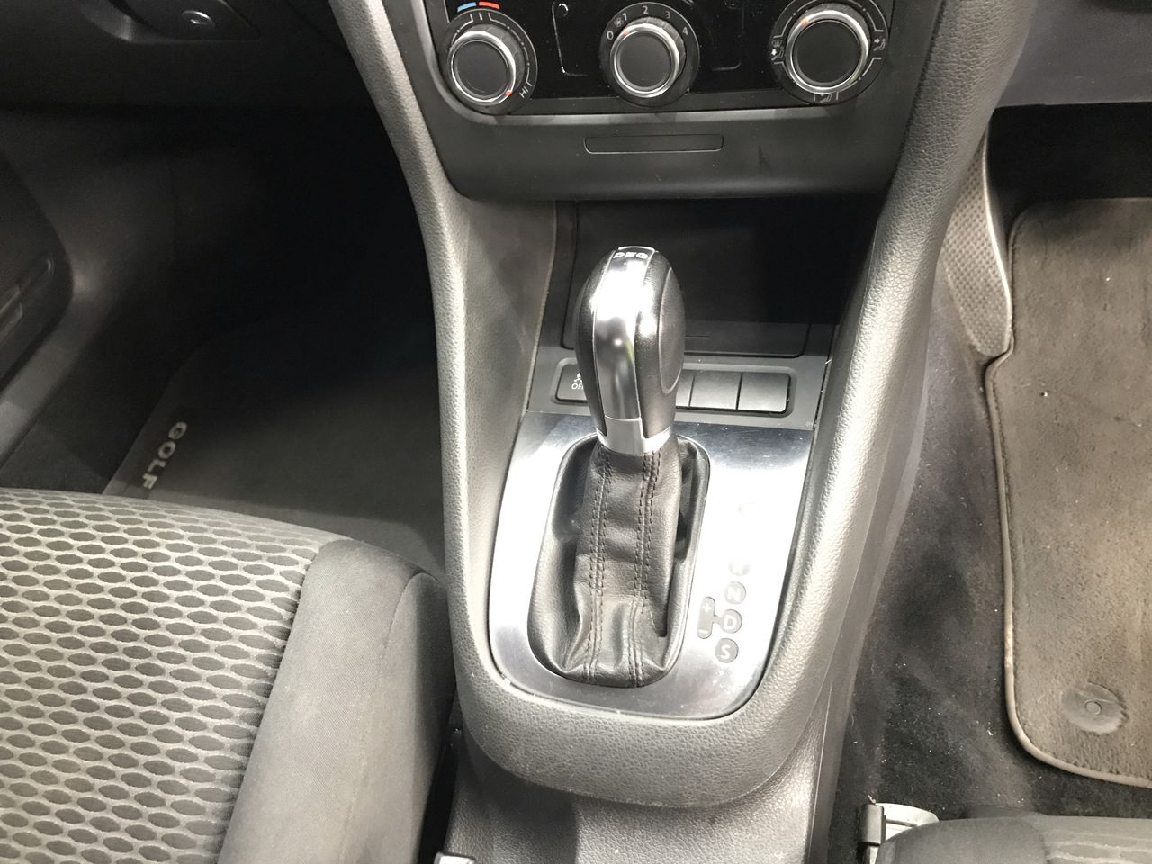 DELL Latitude 5400 Laptop i5-8365U 8GBRAM/256GB Black