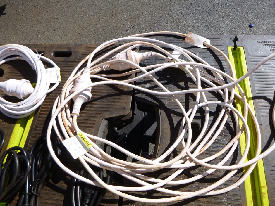 Chain Of Ponds Unchained Gruner Veltliner 2023 (12x 750 mL) SA