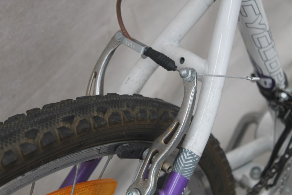 Mixed French Bubbles Pack #7, (12x 750mL), France.