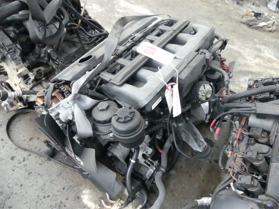 0.44 Ct Oval Green Sapphire Gemstone